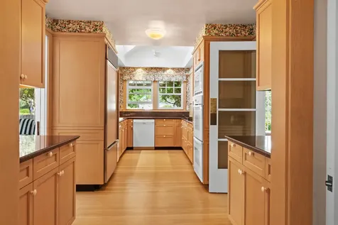 14 Cow Bay Road Edgartown MA 02539