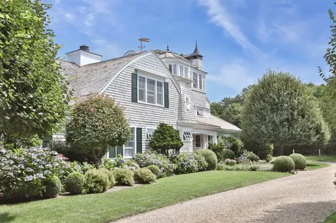14 Cow Bay Road Edgartown MA 02539