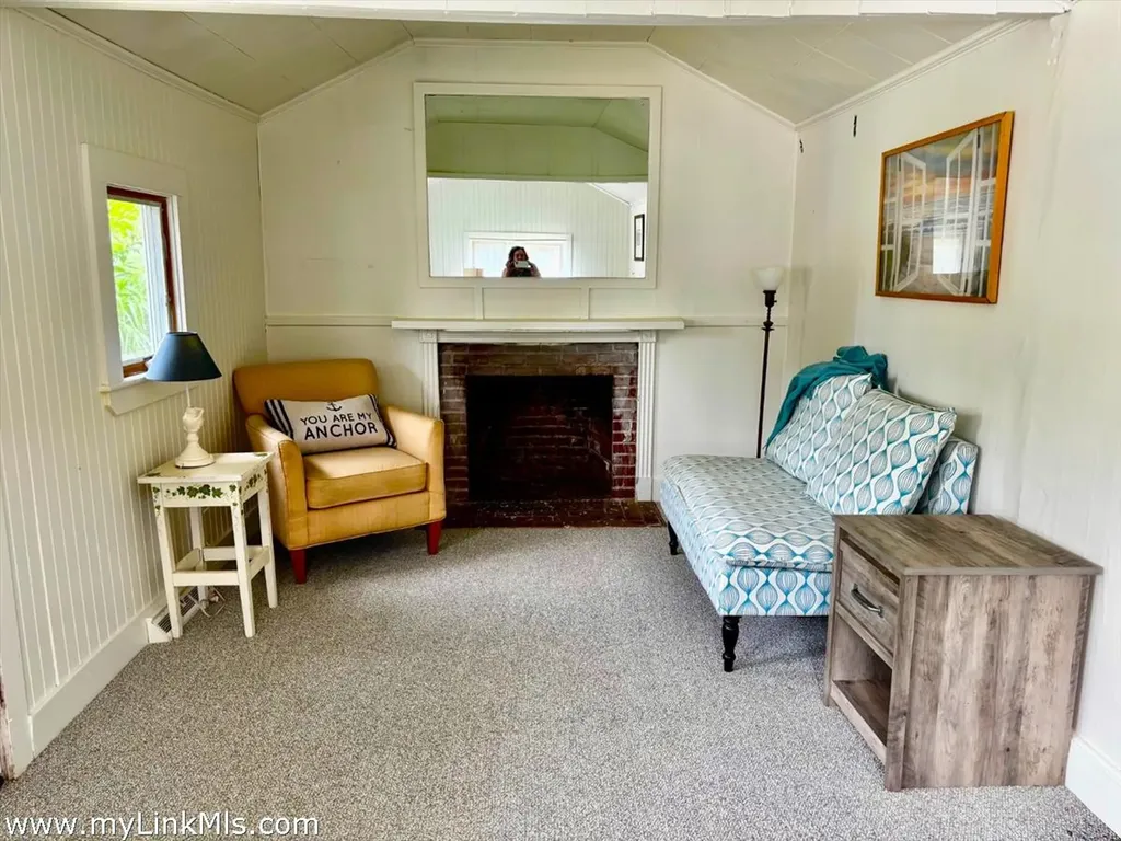 47 Winemack Avenue Oak Bluffs MA 02557