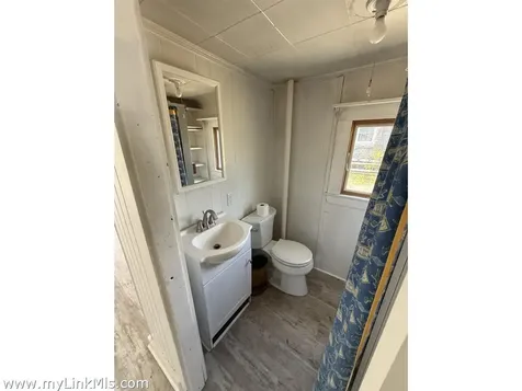 47 Winemack Avenue Oak Bluffs MA 02557