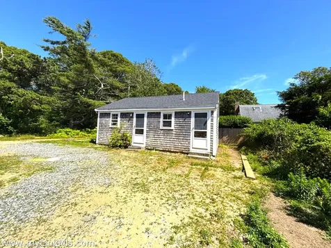 47 Winemack Avenue Oak Bluffs MA 02557