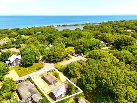47 Winemack Avenue Oak Bluffs MA 02557