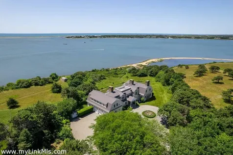 25 Lelands Path Edgartown MA 02539