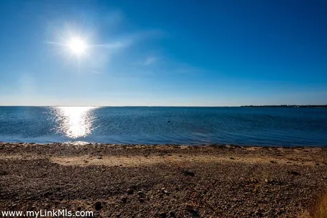25 Lelands Path Edgartown MA 02539
