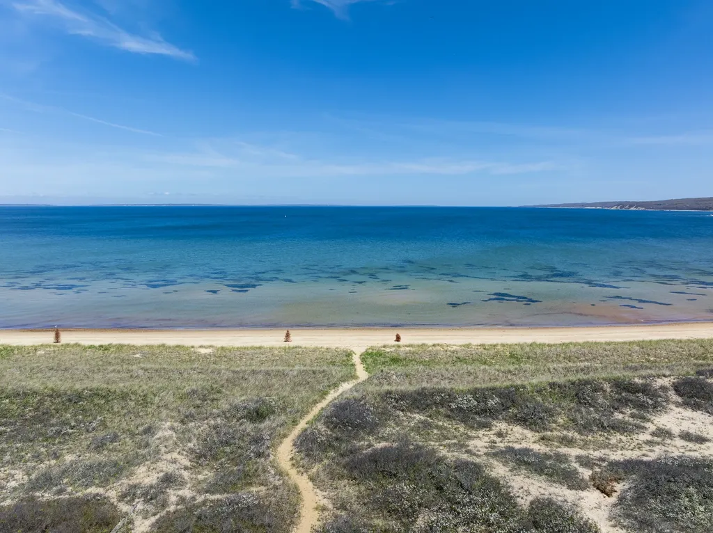 14 Ridge Road Aquinnah MA 02535
