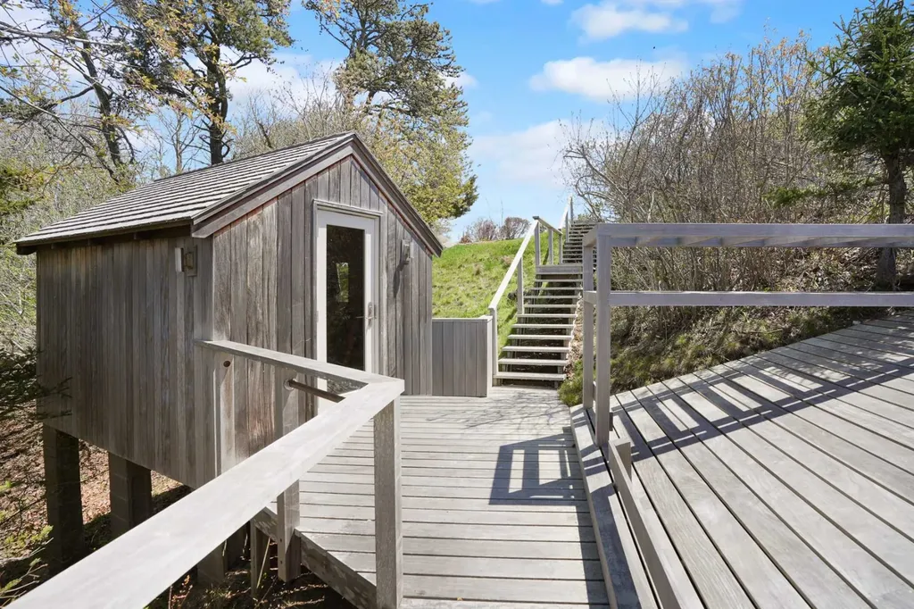 18 Point Inner Way Chilmark MA 02535