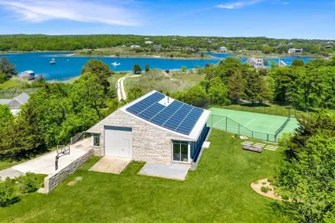 18 Point Inner Way Chilmark MA 02535