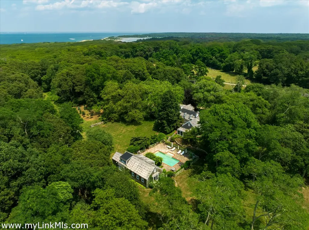 180 Pilot Hill Farm Road Vineyard Haven MA 02568