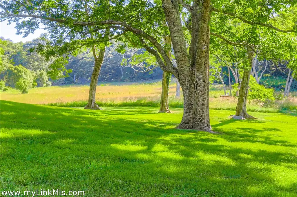 180 Pilot Hill Farm Road Vineyard Haven MA 02568