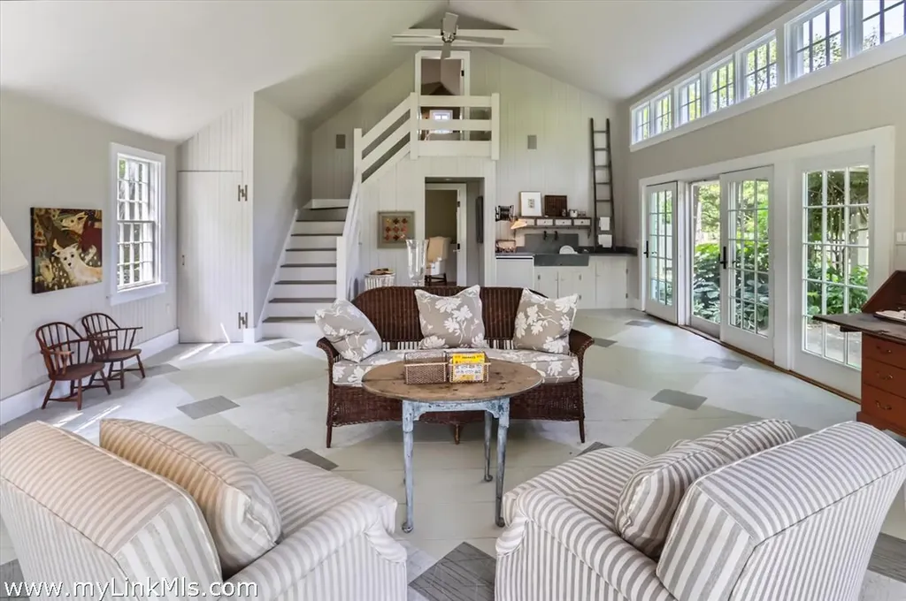 180 Pilot Hill Farm Road Vineyard Haven MA 02568