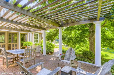 180 Pilot Hill Farm Road Vineyard Haven MA 02568