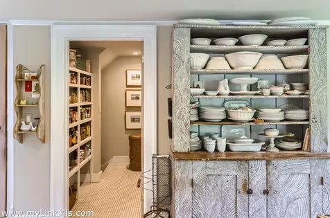 180 Pilot Hill Farm Road Vineyard Haven MA 02568