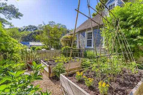 180 Pilot Hill Farm Road Vineyard Haven MA 02568