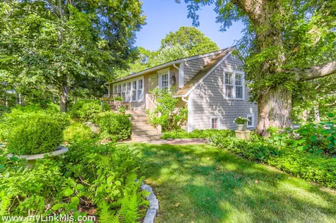 180 Pilot Hill Farm Road Vineyard Haven MA 02568