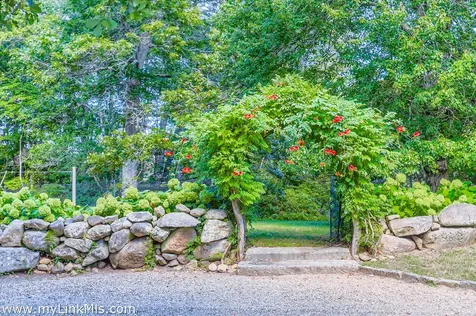 180 Pilot Hill Farm Road Vineyard Haven MA 02568