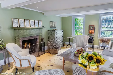 180 Pilot Hill Farm Road Vineyard Haven MA 02568