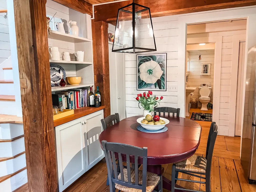 225 Lamberts Cove Road West Tisbury MA 02575