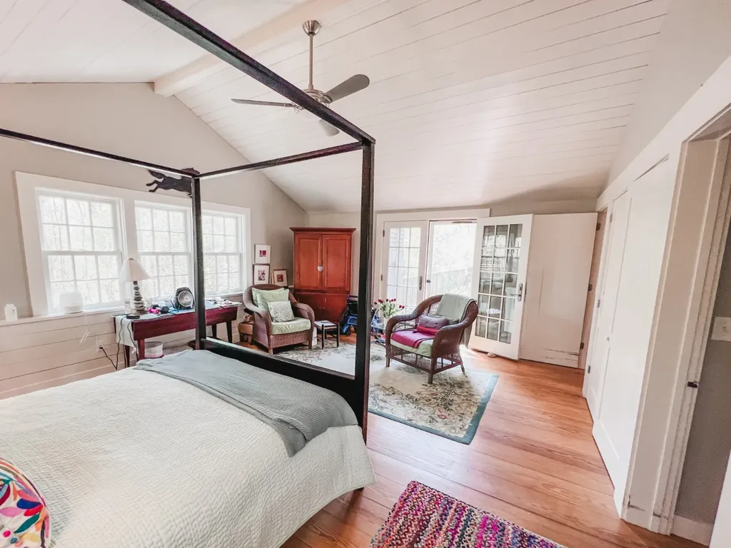 225 Lamberts Cove Road West Tisbury MA 02575