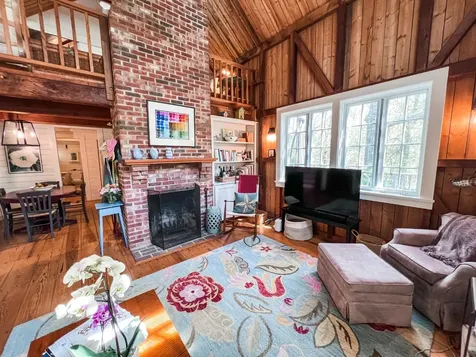 225 Lamberts Cove Road West Tisbury MA 02575