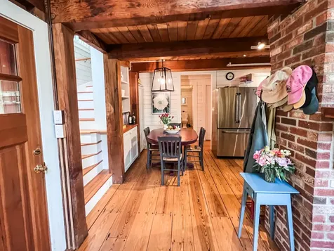 225 Lamberts Cove Road West Tisbury MA 02575