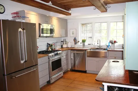 225 Lamberts Cove Road West Tisbury MA 02575