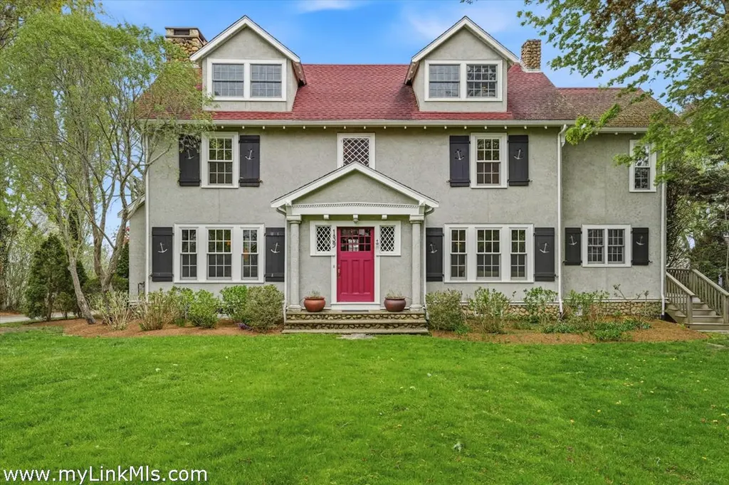 139 Main Street Vineyard Haven MA 02568