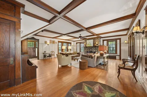 139 Main Street Vineyard Haven MA 02568