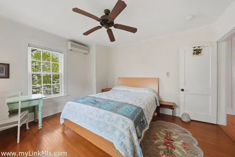 139 Main Street Vineyard Haven MA 02568