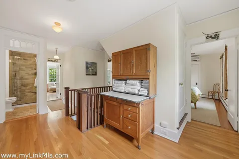 139 Main Street Vineyard Haven MA 02568