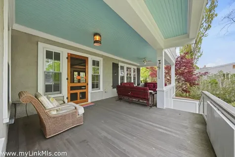 139 Main Street Vineyard Haven MA 02568