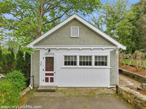 139 Main Street Vineyard Haven MA 02568