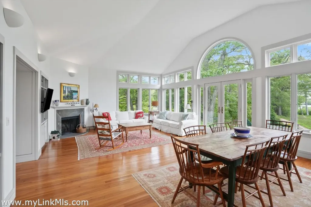 20 James Pond Way West Tisbury MA 02575