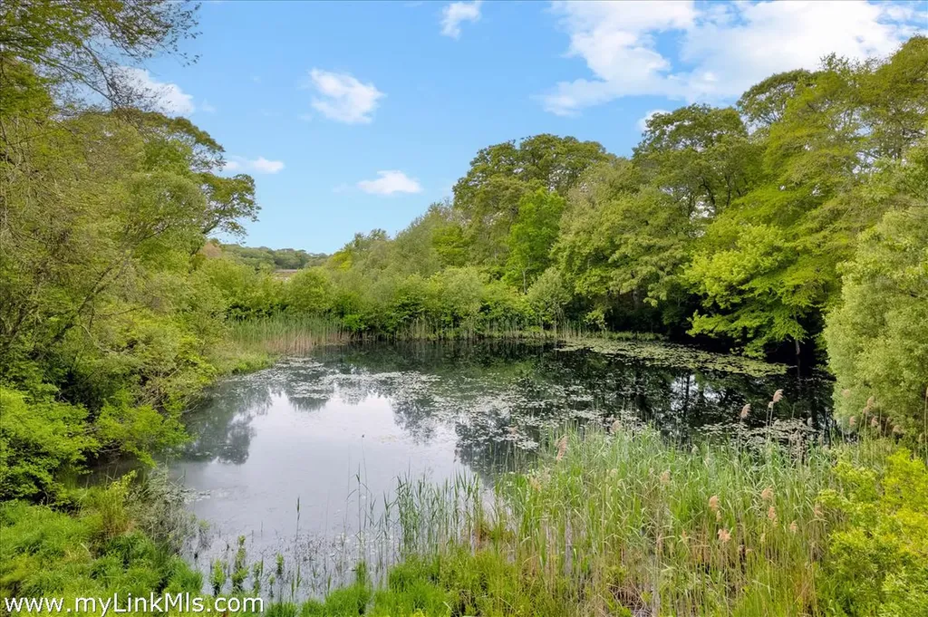 20 James Pond Way West Tisbury MA 02575