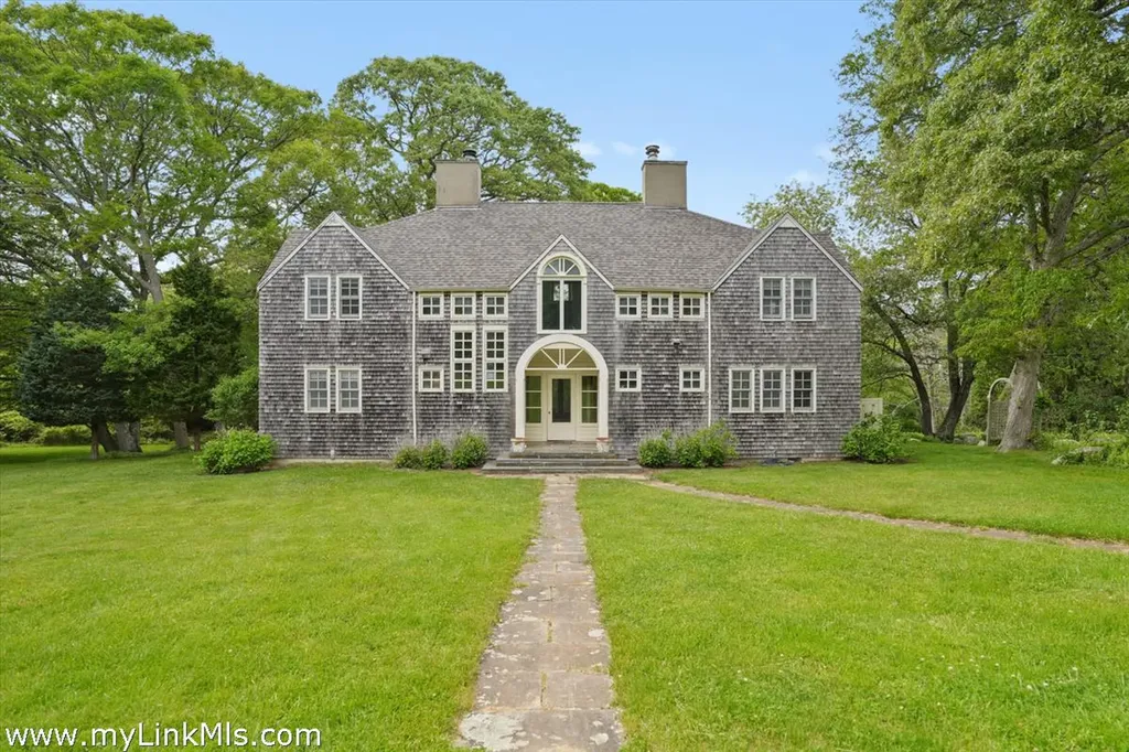 20 James Pond Way West Tisbury MA 02575