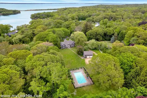 20 James Pond Way West Tisbury MA 02575