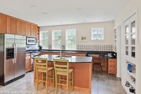 20 James Pond Way West Tisbury MA 02575