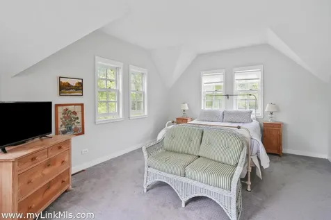 20 James Pond Way West Tisbury MA 02575