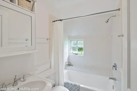 20 James Pond Way West Tisbury MA 02575