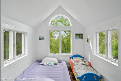 20 James Pond Way West Tisbury MA 02575