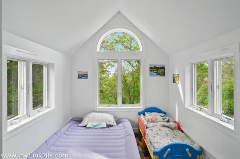 20 James Pond Way West Tisbury MA 02575