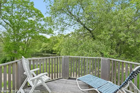 20 James Pond Way West Tisbury MA 02575