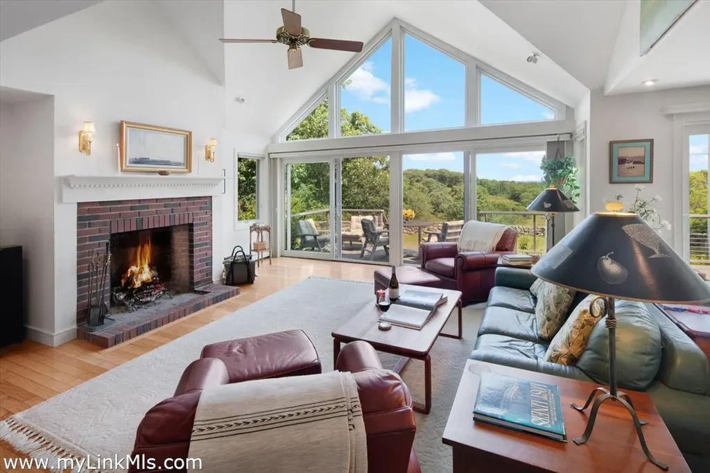100 Gosnolds Way Chilmark MA 02535