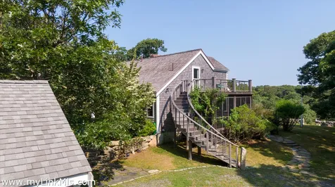 100 Gosnolds Way Chilmark MA 02535