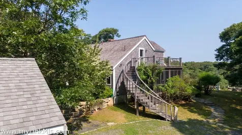 100 Gosnolds Way Chilmark MA 02535