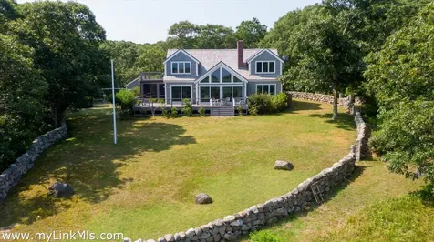 100 Gosnolds Way Chilmark MA 02535