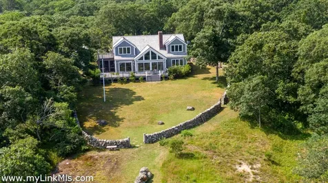 100 Gosnolds Way Chilmark MA 02535
