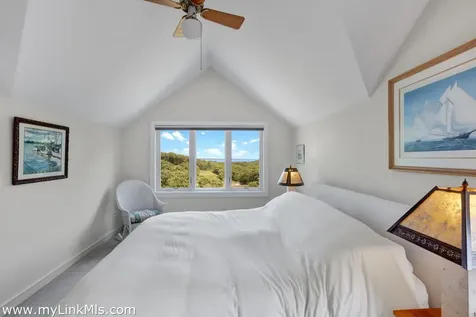 100 Gosnolds Way Chilmark MA 02535