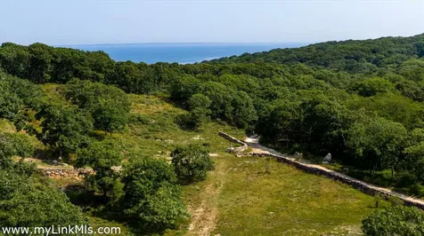 100 Gosnolds Way Chilmark MA 02535