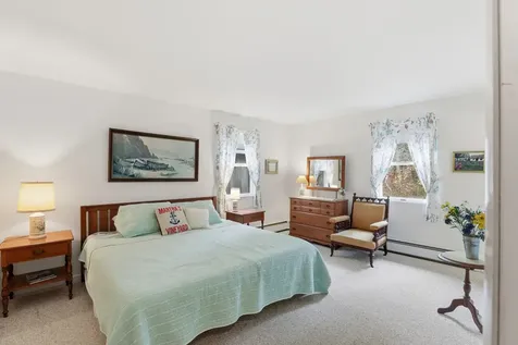 10 Pease Point Road Edgartown MA 02539