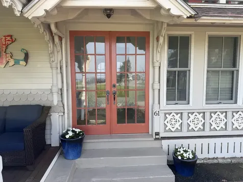 61 Ocean Avenue Oak Bluffs MA 02557